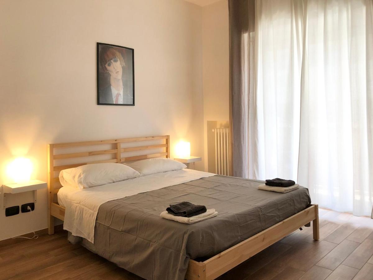 Italien Chic, Camera Con Bagni Condivisi Бари Экстерьер фото